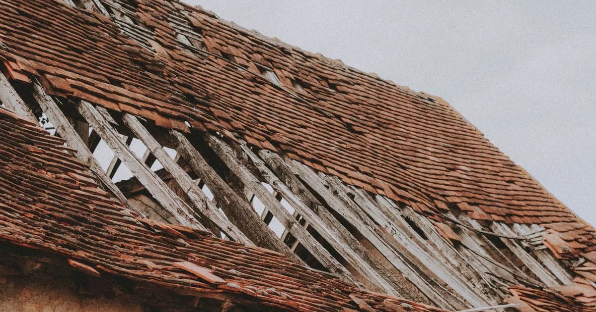Roofers: calls after a storm